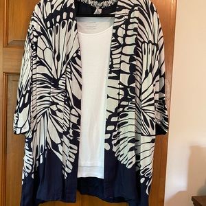 Elegant Black and White Kimono Cardigan